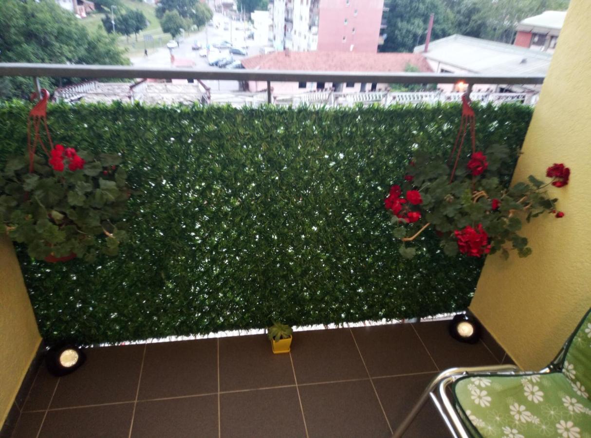 Emili Apartman ยาโกดินา ภายนอก รูปภาพ