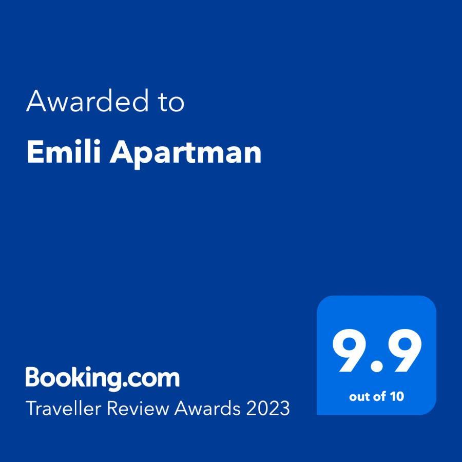 Emili Apartman ยาโกดินา ภายนอก รูปภาพ